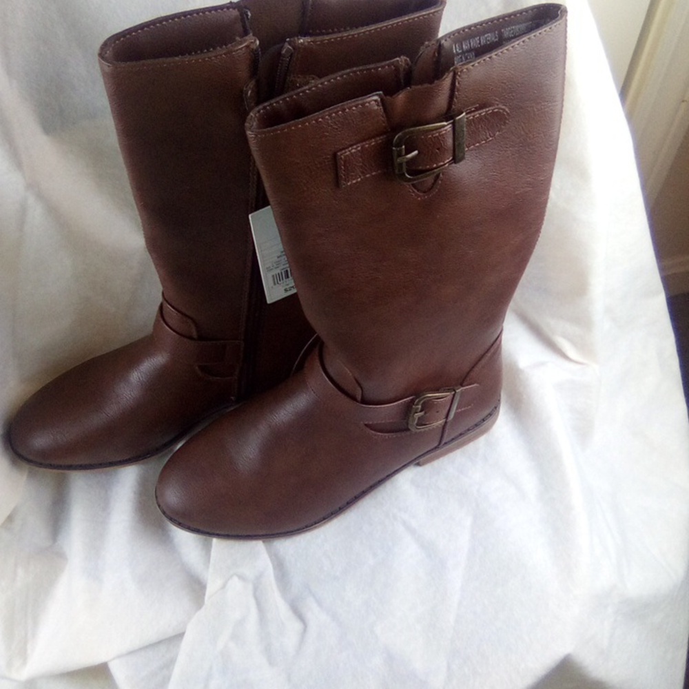 CAT & JACK BOOTS - Picture 3 of 5
